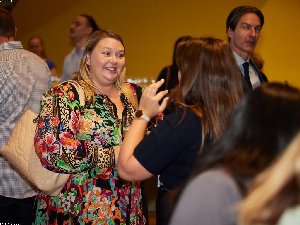 យុទ្ធសាស្ត្រស្លុត: បង្កើនសមត្ថភាពការផ្សាយពាណិជ្ជកម្ម