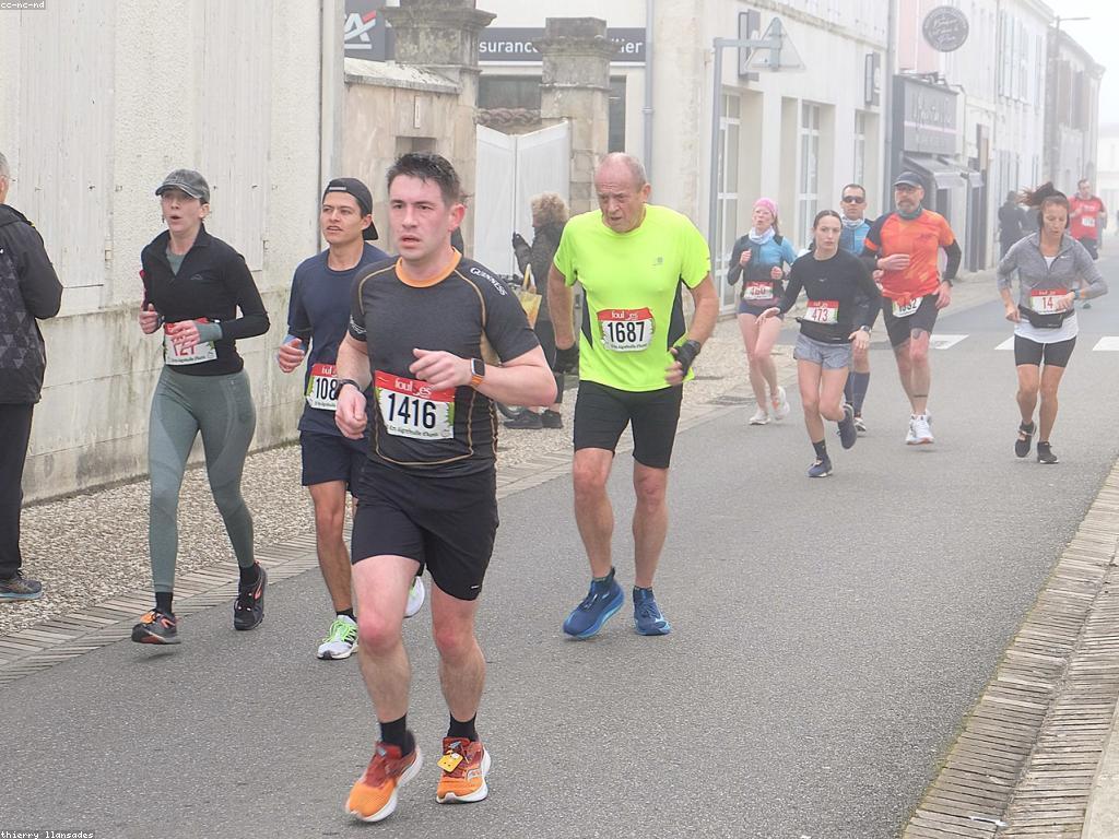 ការប្រកួតស្លុត: សេពទេសន៍ និង បទពិសោធន៍